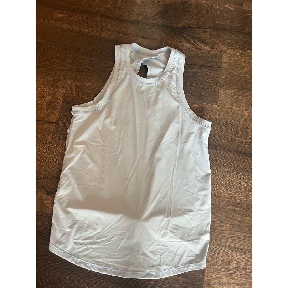 Lululemon Women's Light‎ Blue Tank Top Sleeveless Athletic Workout size 6